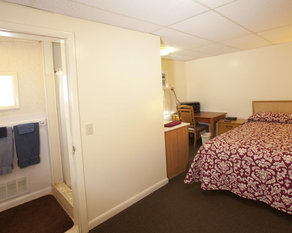 Charlie'S Motel Frostburg Esterno foto